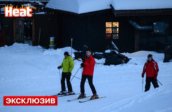 Как Михаил Прохоров развлекался с "наложницами" в Куршевеле (Фото)